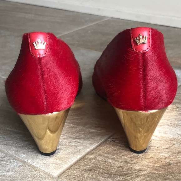 Dee Ocleppo Scarlet Calf Hair Gold Wedge - Picture 8 of 13